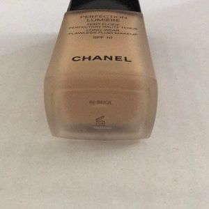 CHANEL Makeup - Chanel perfection Lumiere- 60 beige CHANEL Makeup - Chanel perfection Lumiere- 60 beige